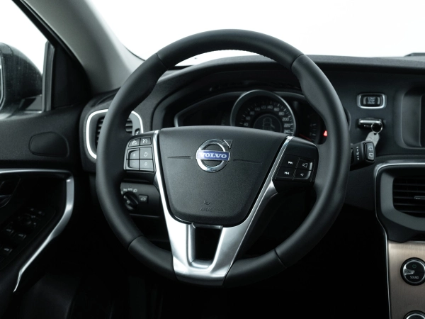 Volvo V40 Cross Country, I фото №20