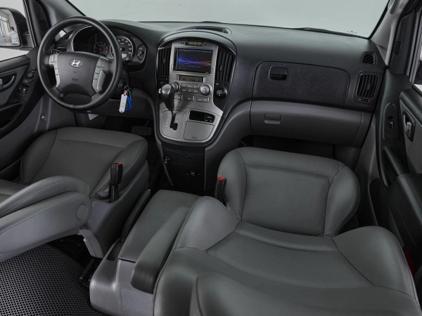 Hyundai Grand Starex, I фото №10