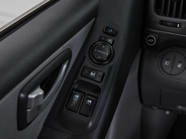 Hyundai Grand Starex, I фото №18