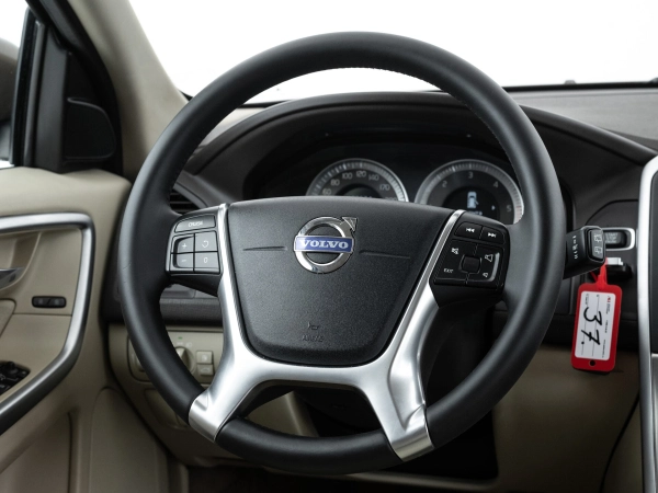 Volvo XC60, I фото №17