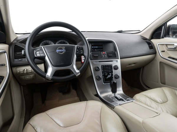 Volvo XC60, I фото №7