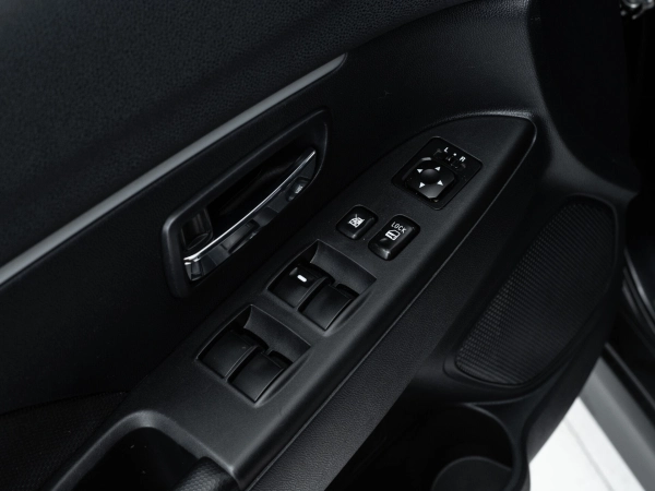 Mitsubishi ASX, I фото №12