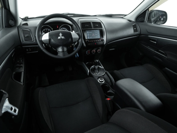Mitsubishi ASX, I фото №9