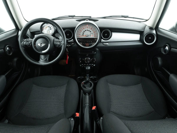 MINI Hatch, II (R56) Рестайлинг фото №8