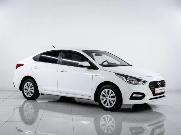 Hyundai Solaris, II фото №3