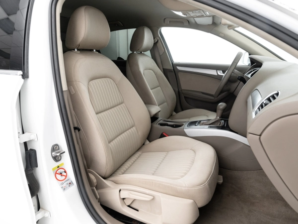 Audi A4, IV (B8) фото №10