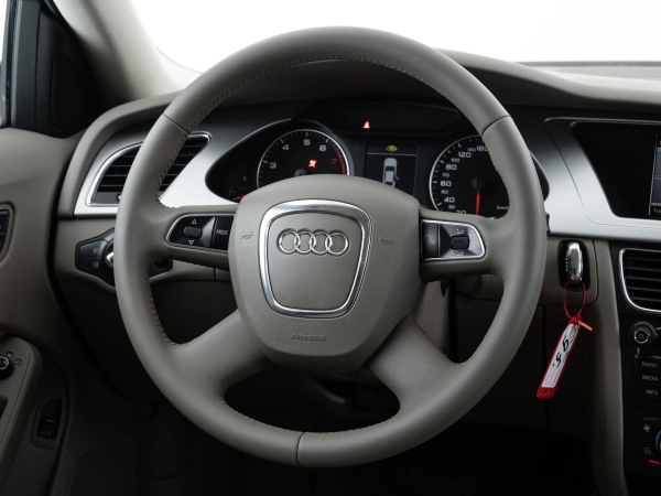 Audi A4, IV (B8) фото №13