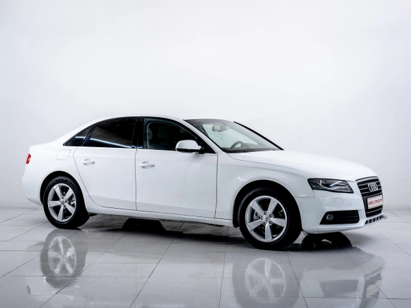 Audi A4, IV (B8) фото №3