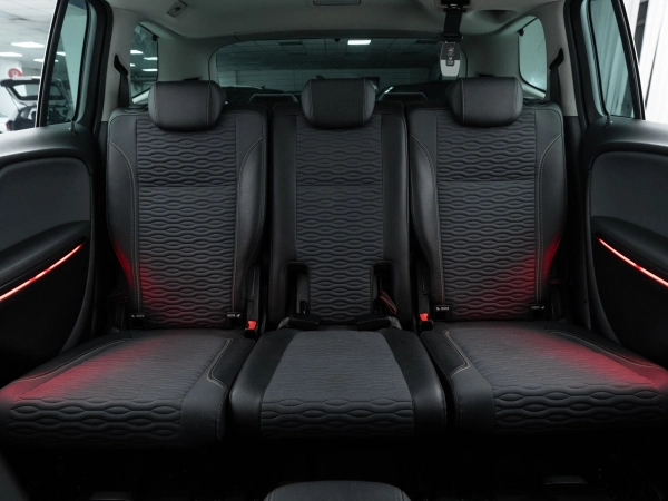Opel Zafira, C фото №22