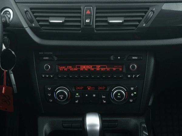 BMW X1, I (E84) фото №15