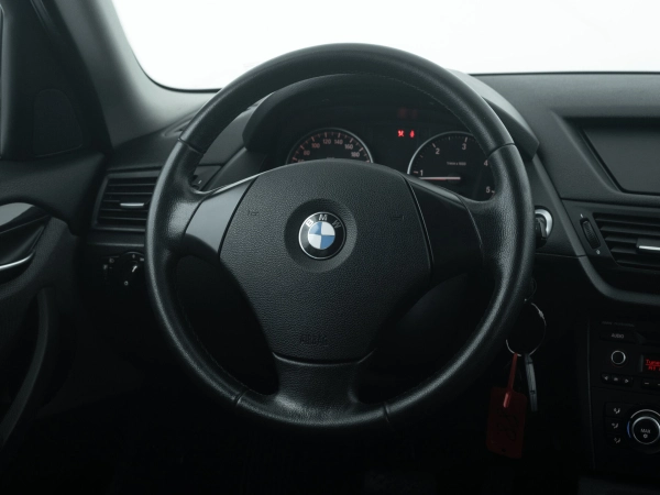 BMW X1, I (E84) фото №16
