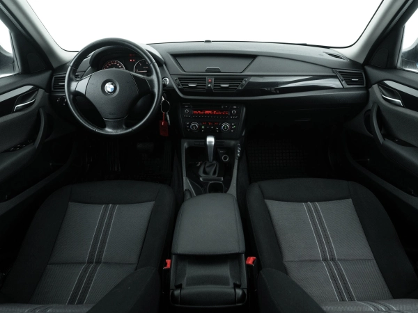 BMW X1, I (E84) фото №8