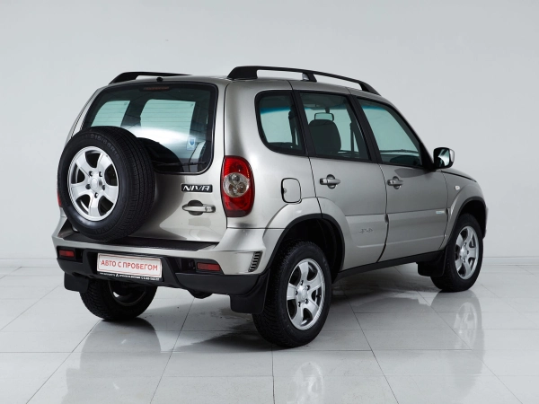 Chevrolet Niva, I Рестайлинг фото №4