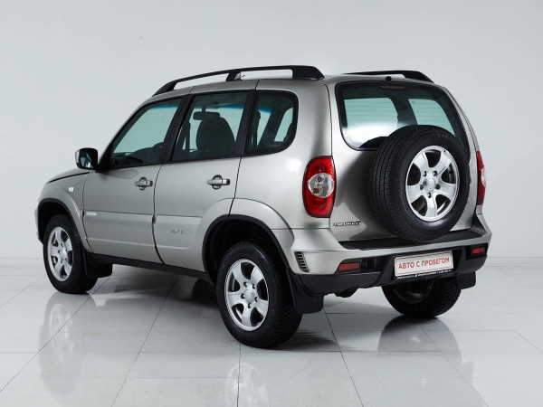 Chevrolet Niva, I Рестайлинг фото №5