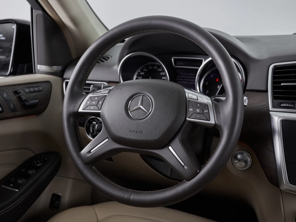 Mercedes-Benz M-Класс, III (W166) фото №17