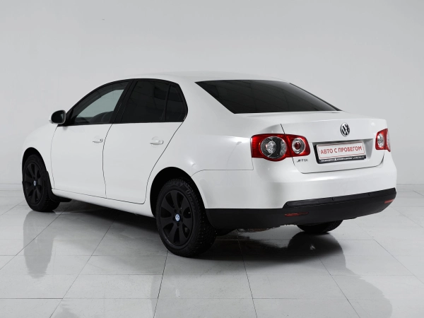 Volkswagen Jetta, V фото №4