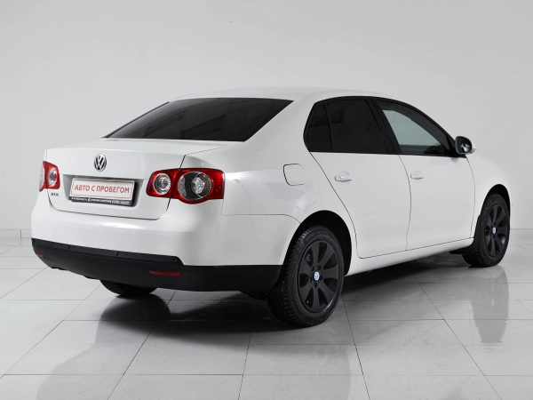 Volkswagen Jetta, V фото №5