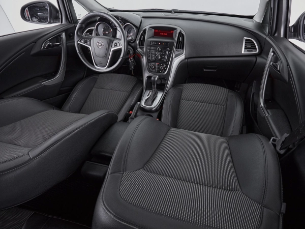 Opel Astra, J Рестайлинг фото №10