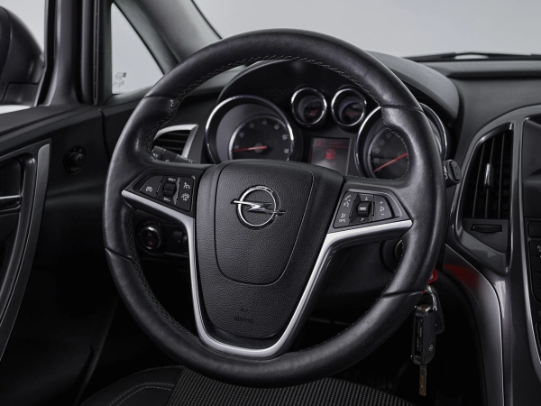 Opel Astra, J Рестайлинг фото №15