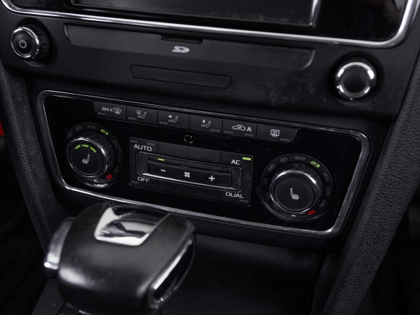 Skoda Superb, II фото №14