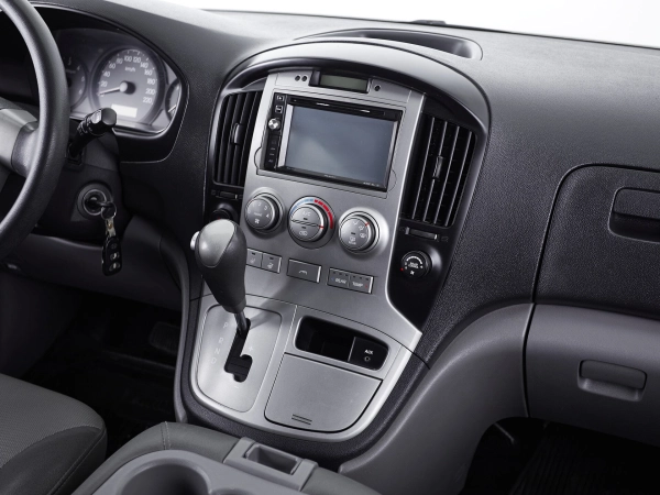 Hyundai Grand Starex, I фото №13