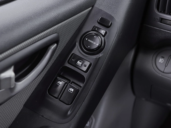 Hyundai Grand Starex, I фото №15