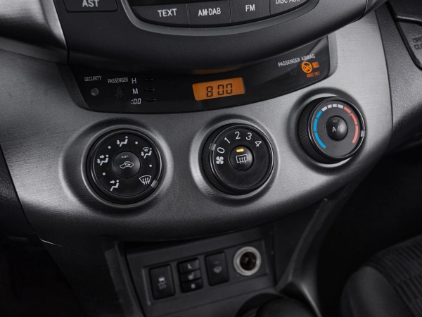 Toyota RAV4, III (XA30) Рестайлинг фото №14