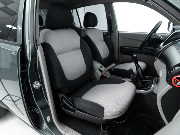 Mitsubishi L200, IV фото №10