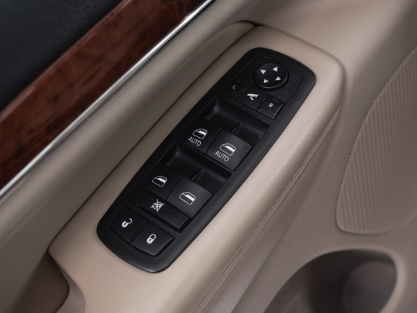 Jeep Grand Cherokee, IV (WK2) фото №13
