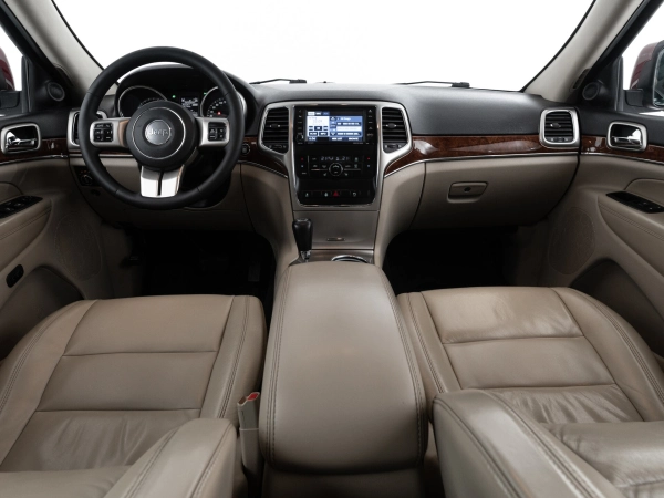 Jeep Grand Cherokee, IV (WK2) фото №8