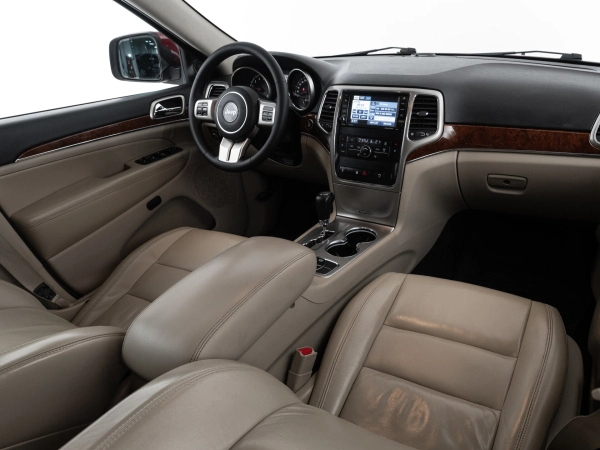 Jeep Grand Cherokee, IV (WK2) фото №9