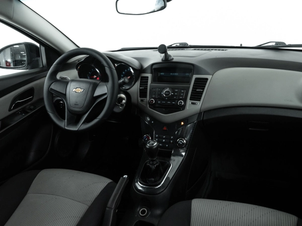 Chevrolet Cruze, I Рестайлинг фото №10