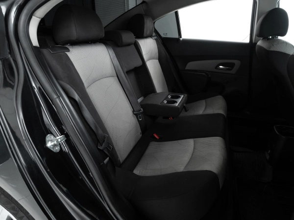 Chevrolet Cruze, I Рестайлинг фото №18