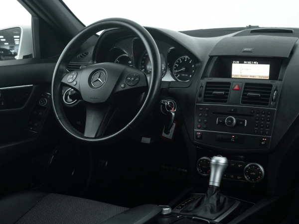 Mercedes-Benz C-Класс, III (W204) фото №17