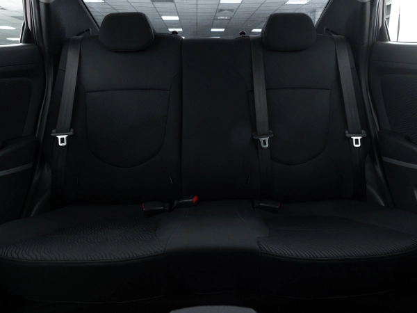 Hyundai Solaris, I фото №18