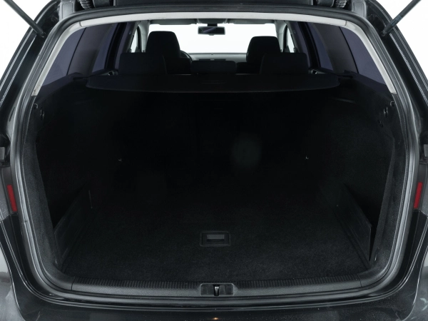 Volkswagen Passat, B6 фото №7