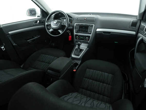 Skoda Octavia, II (A5) Рестайлинг фото №10