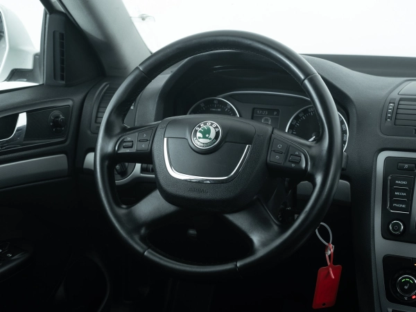 Skoda Octavia, II (A5) Рестайлинг фото №17