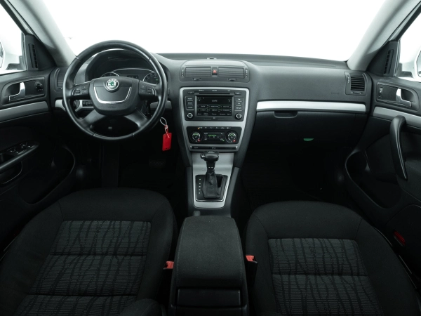 Skoda Octavia, II (A5) Рестайлинг фото №8
