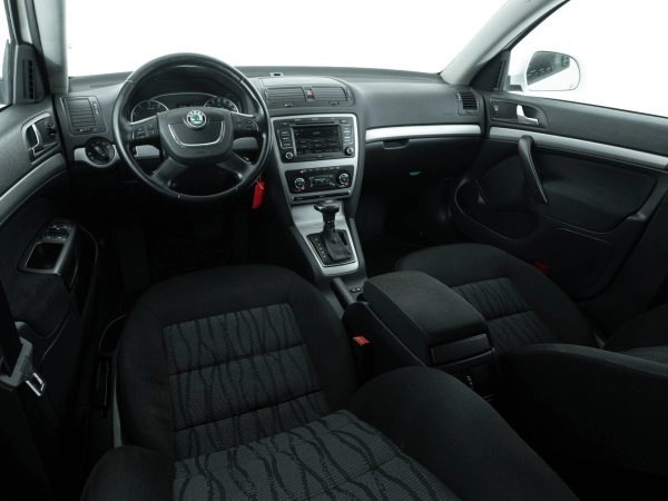 Skoda Octavia, II (A5) Рестайлинг фото №9