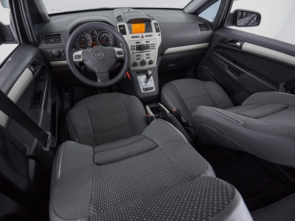 Opel Zafira, B Рестайлинг фото №10