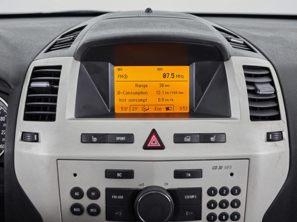 Opel Zafira, B Рестайлинг фото №13