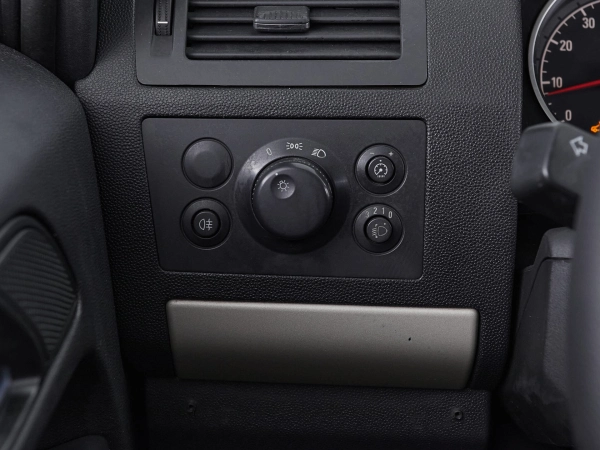 Opel Zafira, B Рестайлинг фото №16