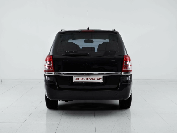 Opel Zafira, B Рестайлинг фото №6