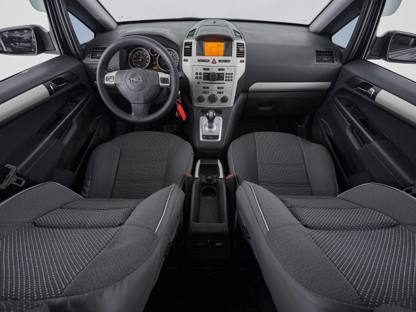 Opel Zafira, B Рестайлинг фото №8