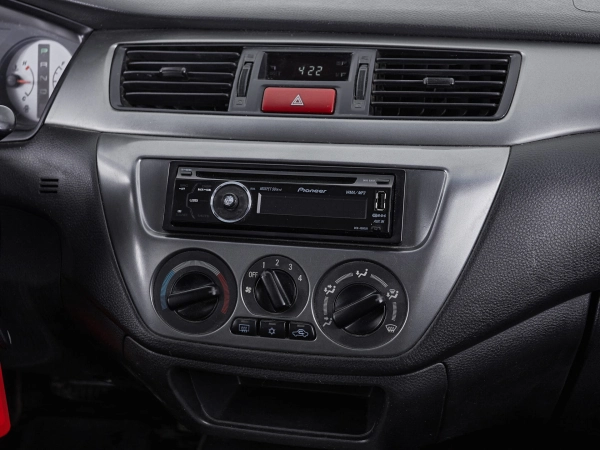 Mitsubishi Lancer, IX Рестайлинг фото №10