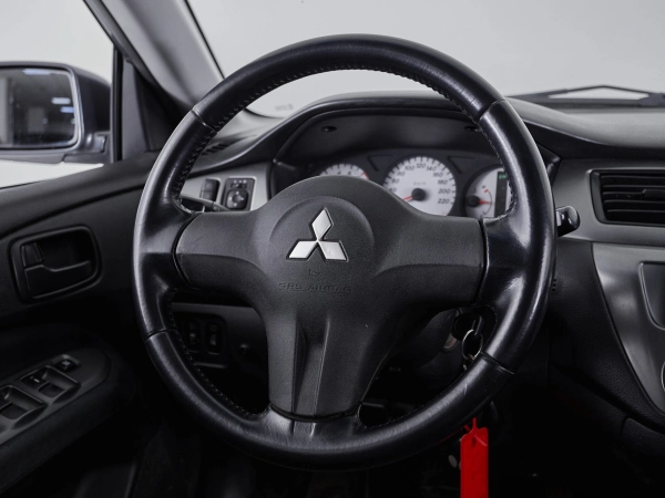 Mitsubishi Lancer, IX Рестайлинг фото №11