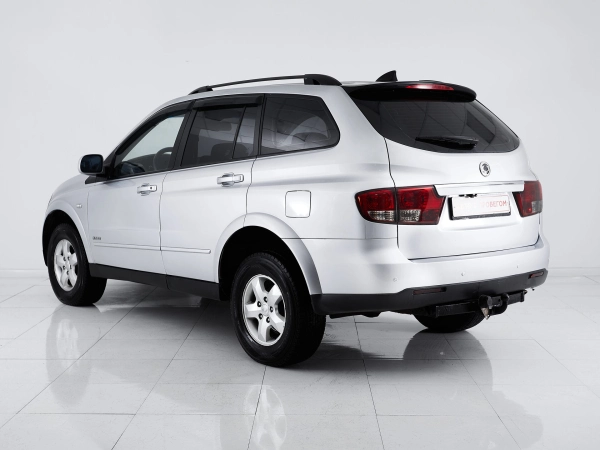 SsangYong Kyron, I Рестайлинг фото №4