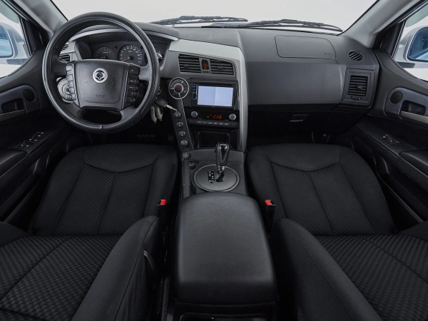 SsangYong Kyron, I Рестайлинг фото №7