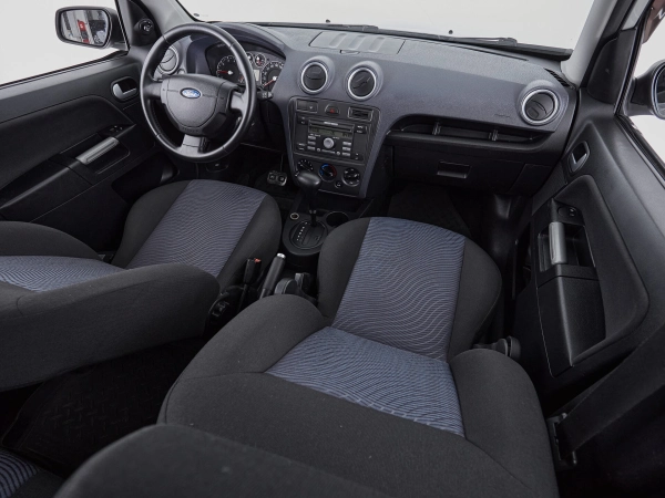 Ford Fusion, I Рестайлинг фото №9